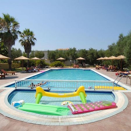 Alta Vista Hotel Plános Екстериор снимка