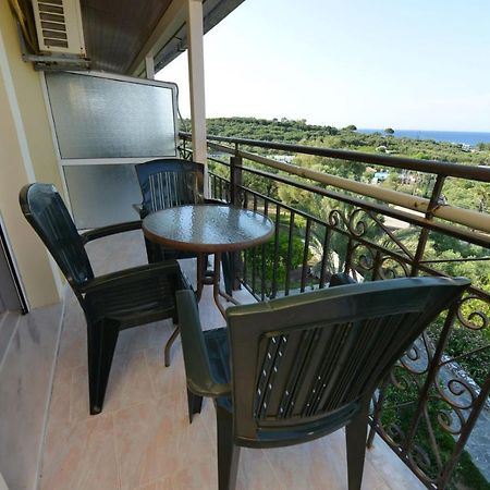 Alta Vista Hotel Plános Екстериор снимка