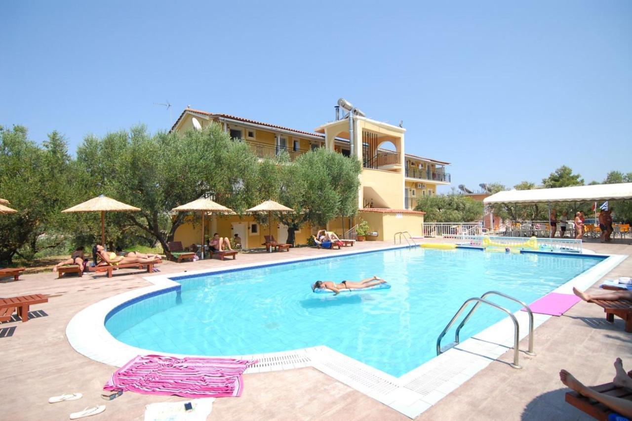 Alta Vista Hotel Plános Екстериор снимка